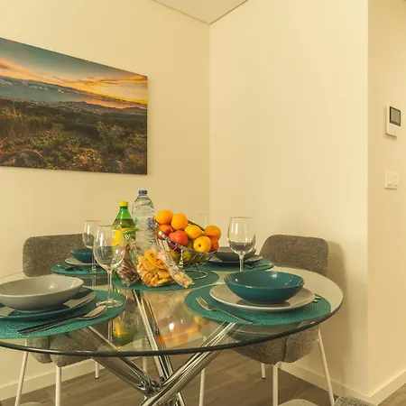 Essence By Atlantic Apartment