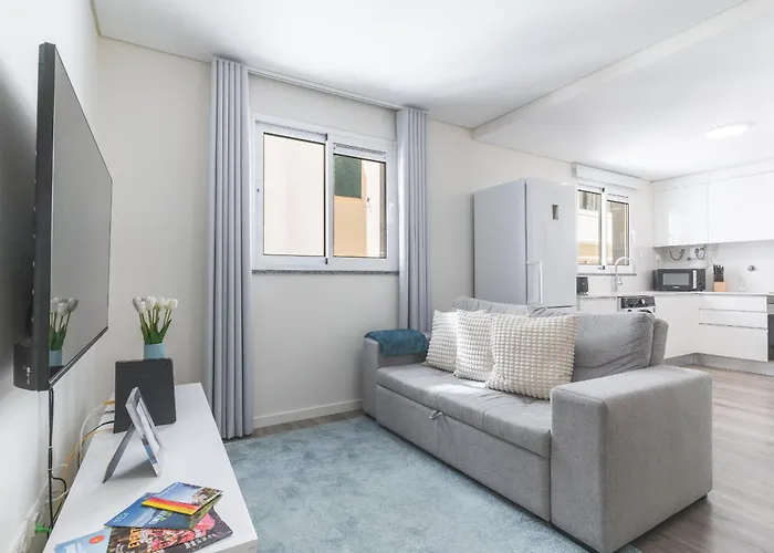 Essence By Atlantic *